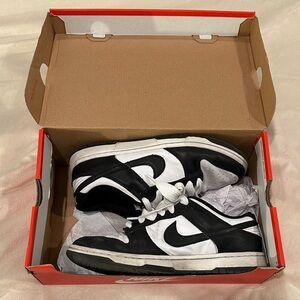 Nike Black and White Men's Sneakers